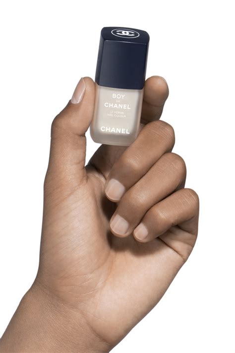 boy de chanel le vernis|chanel le vernis nail color.